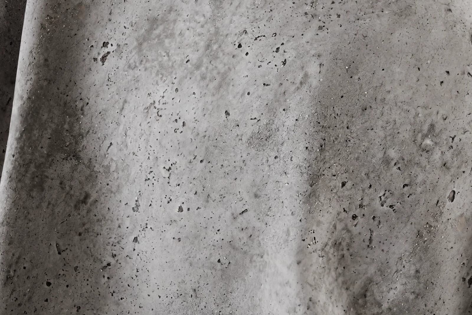 Dark aged concrete 01 render 2 of 5